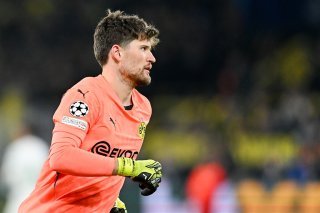 Gregor Kobel va devoir sortir le grand jeu mercredi face au Barça (archives). KEYSTONE/EPA/FABIAN STRAUCH